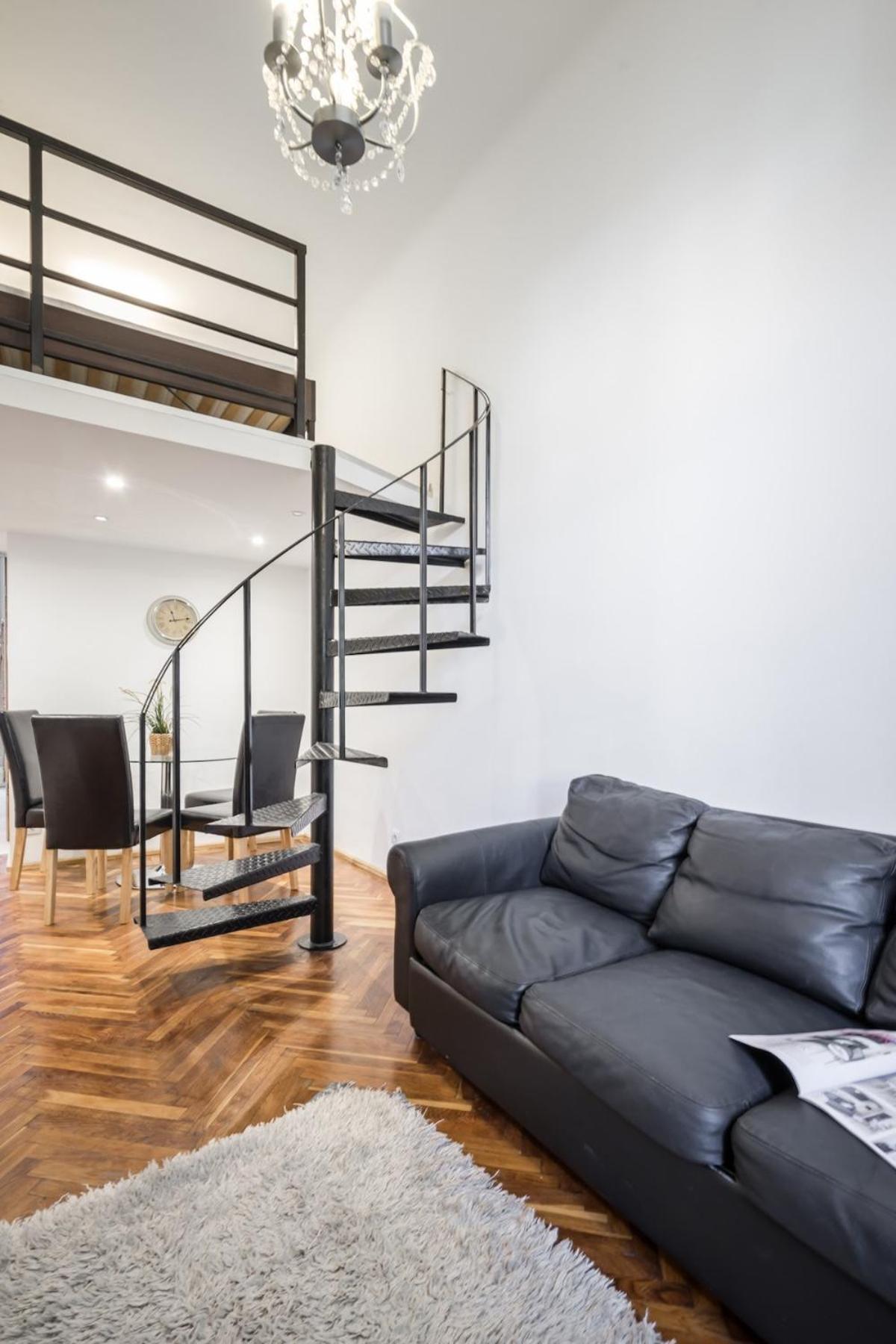 Apartment Robinia Downtown *